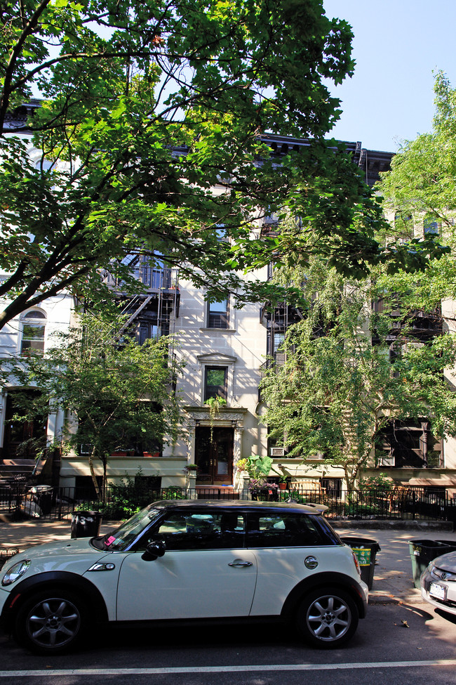 404 3rd St in Brooklyn, NY - Foto de edificio - Building Photo