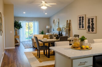 The Fairway at Waters Edge in Columbiana, OH - Building Photo - Building Photo