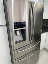 7030 SW 41st Pl in Davie, FL - Building Photo - Building Photo