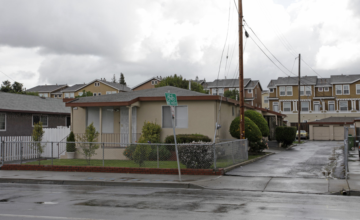 22862-22878 Grand St in Hayward, CA - Foto de edificio