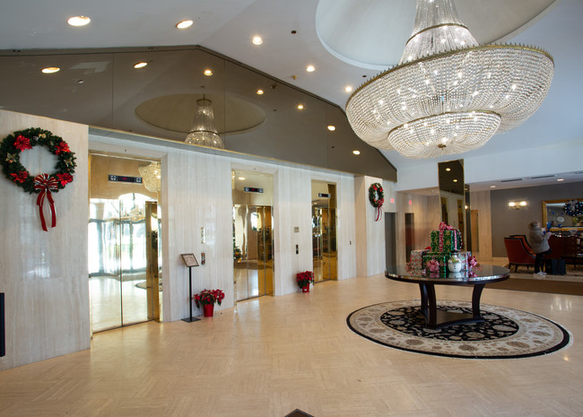 140 Prospect in Hackensack, NJ - Building Photo - Lobby