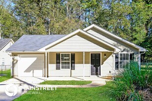 546 Forest Hill Dr in Stockbridge, GA - Building Photo