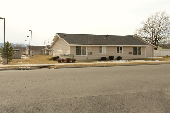 East Valley Senior Housing in Veradale, WA - Foto de edificio - Building Photo