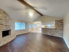 17435 Bonnie Sean Dr in Spring, TX - Foto de edificio - Building Photo