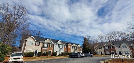 105 Heritage Creek Way in Greensboro, NC - Building Photo - Building Photo