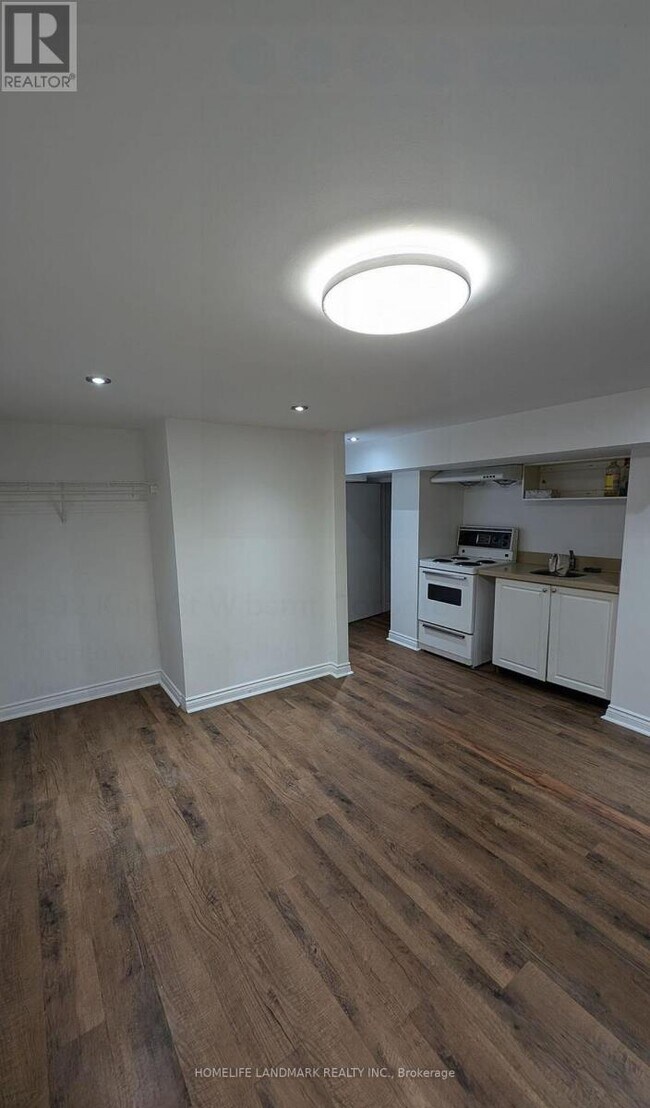 1492 King St W in Toronto, ON - Building Photo - Building Photo