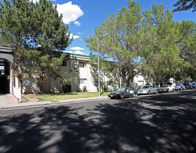 Virginia Lake South Apartments in Reno, NV - Foto de edificio - Building Photo
