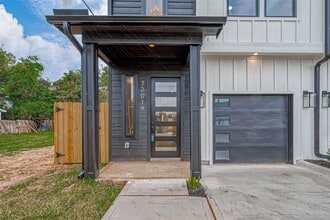 7201 Edmont Ln in Houston, TX - Building Photo - Building Photo