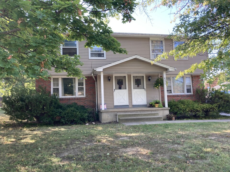 4056 Harwood Ave, Unit Duplex in Buffalo, NY - Building Photo