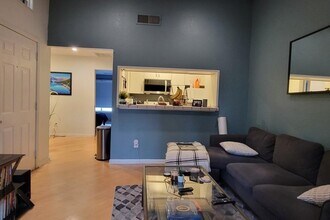 3815 Menchaca Rd in Austin, TX - Building Photo - Building Photo