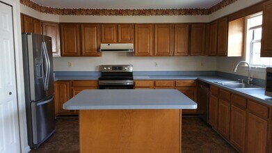 8628 Indian Springs Rd in Laurel, MD - Building Photo - Building Photo