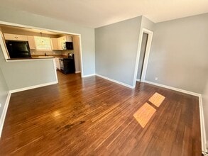 3305 Leslie Ct in Nashville, TN - Building Photo - Building Photo