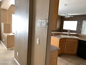 810 S 124th Ave in Avondale, AZ - Building Photo - Building Photo