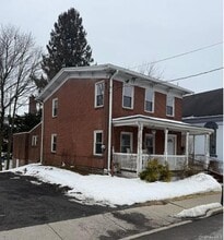 7 Mulberry St in Middletown, NY - Building Photo - Building Photo