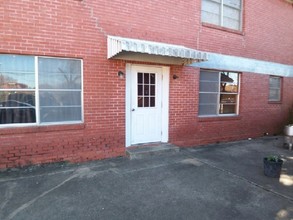 217 S Church St in Nacogdoches, TX - Building Photo - Building Photo