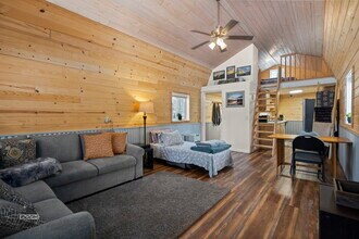13235 Foraker St in Willow, AK - Foto de edificio - Building Photo