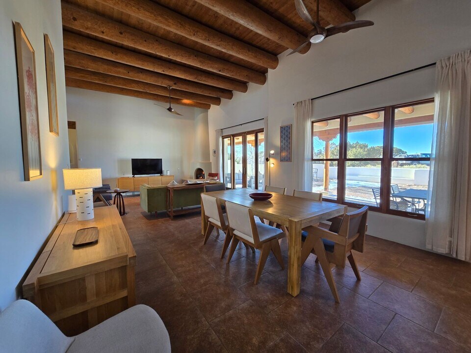 38 Encantado Loop in Santa Fe, NM - Foto de edificio
