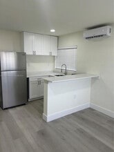 6016 NW 24th Ave in Miami, FL - Building Photo - Building Photo