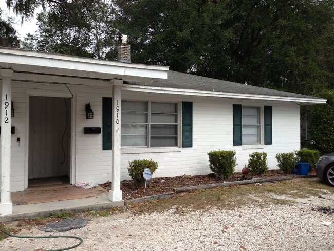 1912 NW 1st Ave in Gainesville, FL - Building Photo - Building Photo