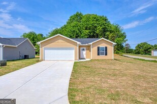 150 ADALINE COURT in Carnesville, GA - Building Photo