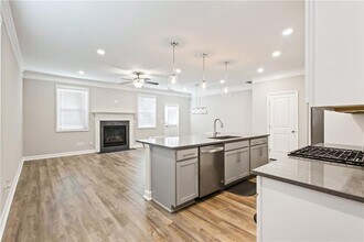 1243 Willamette Way in Marietta, GA - Building Photo - Building Photo
