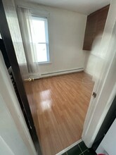 17 E 48th St in Bayonne, NJ - Building Photo - Building Photo
