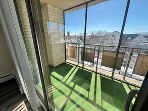 376 Massachusetts Ave, Unit 34 in Arlington, MA - Foto de edificio - Building Photo