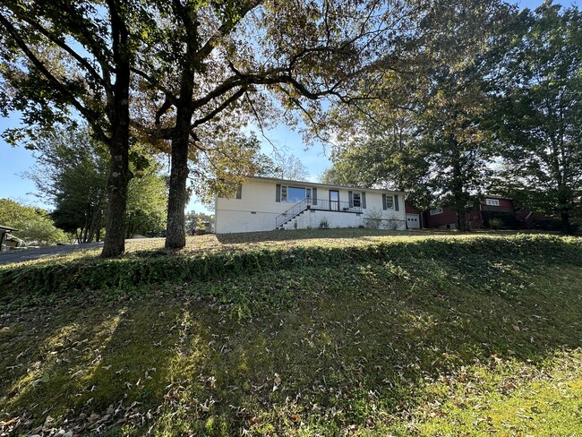 property at 3350 Black Oak Cir