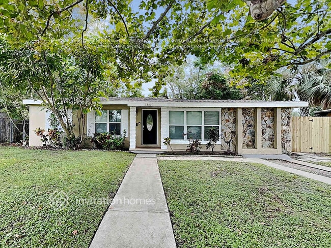 property at 1309 Tyrone Blvd N