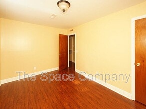 995 King St in Charleston, SC - Building Photo - Building Photo