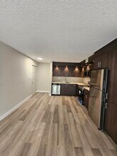 1850 N Congress Ave in West Palm Beach, FL - Building Photo - Building Photo