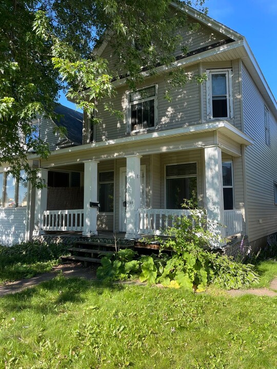 2315 Oakes Ave in Superior, WI - Building Photo
