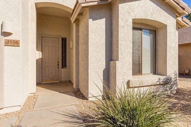 3556 E Hampton Ln in Gilbert, AZ - Building Photo - Building Photo