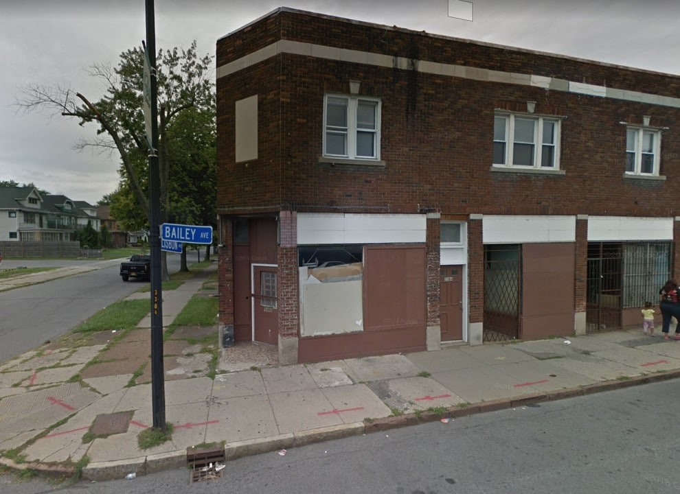 3382-3394 Bailey Ave in Buffalo, NY - Foto de edificio
