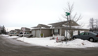 Hunters Crossing by Redwood in Findlay, OH - Building Photo - Building Photo