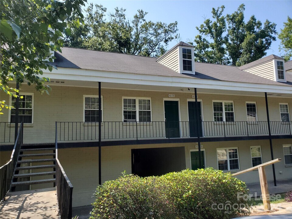 1617 Fulton Ave-Unit -A in Charlotte, NC - Building Photo