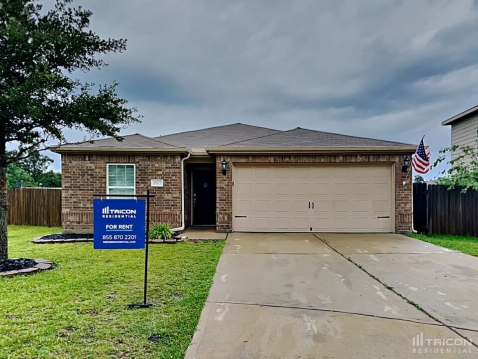 8707 Hazel Rose Sky Dr in Humble, TX - Foto de edificio