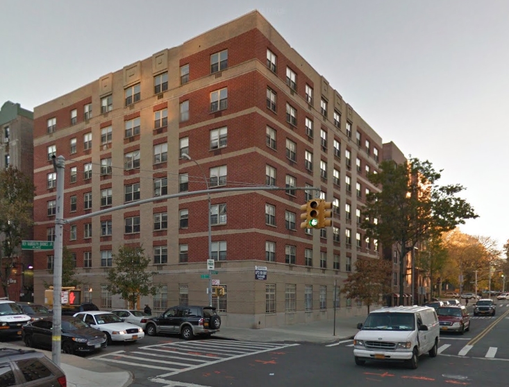 1660 Morris Ave in Bronx, NY - Building Photo