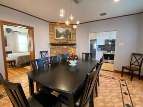 247 Montclair Ave, Unit Forest Hills Apartment in Newark, NJ - Building Photo - Building Photo