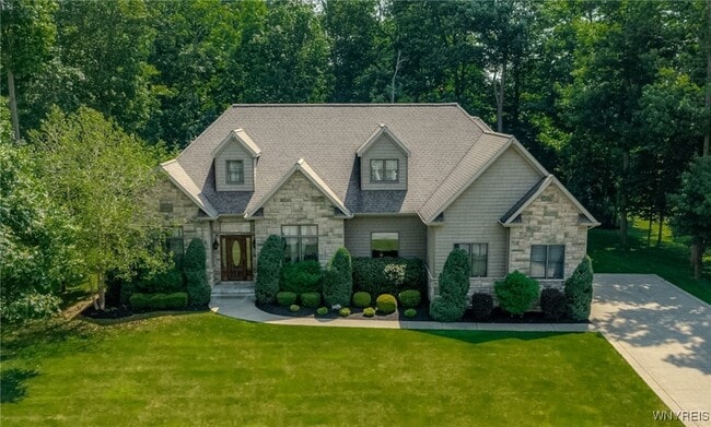 property at 9743 Cobblestone Dr