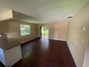 3266 William Ave in Miami, FL - Building Photo - Building Photo