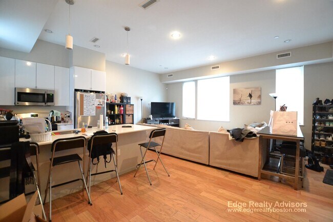 55 Glenville Ave, Unit 1 in Boston, MA - Building Photo - Building Photo