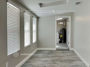 7801 E Loma Land Dr in Scottsdale, AZ - Foto de edificio - Building Photo