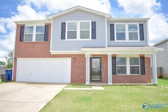 315 Kenneth Blvd NW in Madison, AL - Building Photo - Building Photo