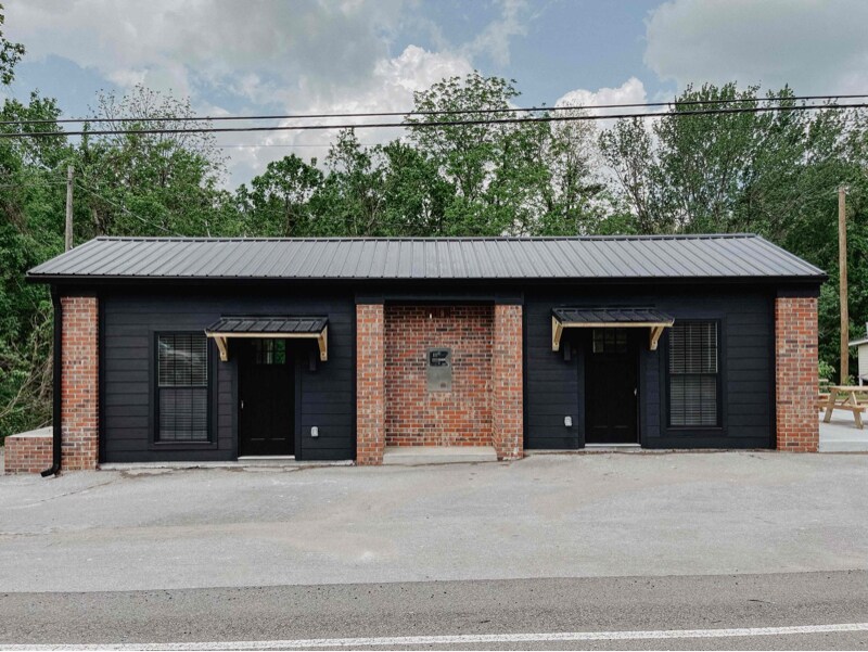 563 Sparta St-Unit -B in Spencer, TN - Building Photo