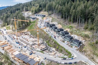 Hawksley in West Vancouver, BC - Building Photo - Building Photo