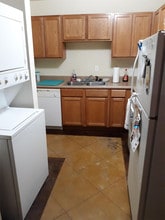 210 S Husband St in Stillwater, OK - Building Photo - Building Photo