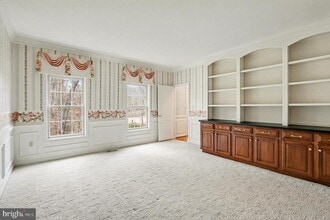 13501 Casablanca Ct in Manassas, VA - Building Photo - Building Photo