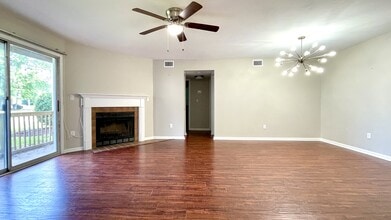 2200 Sand Pebble Ct in Chesapeake, VA - Building Photo - Building Photo