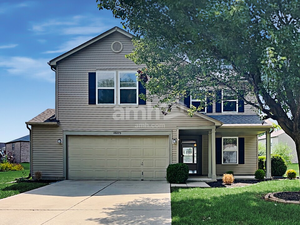 10275 Holly Berry Cir in Fishers, IN - Foto de edificio